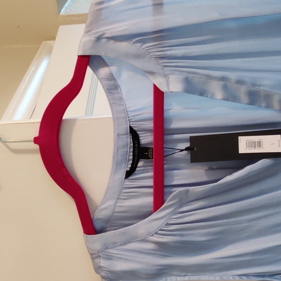 Cute sleeveless top - Picture 4 of 4